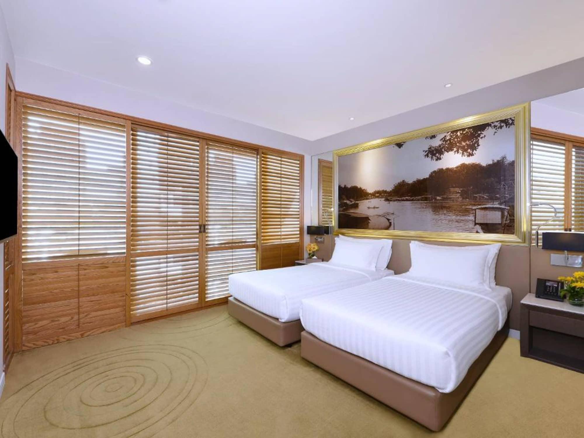 Grande Centre Point Ploenchit Hotel Bangkok Ngoại thất bức ảnh Deluxe Room