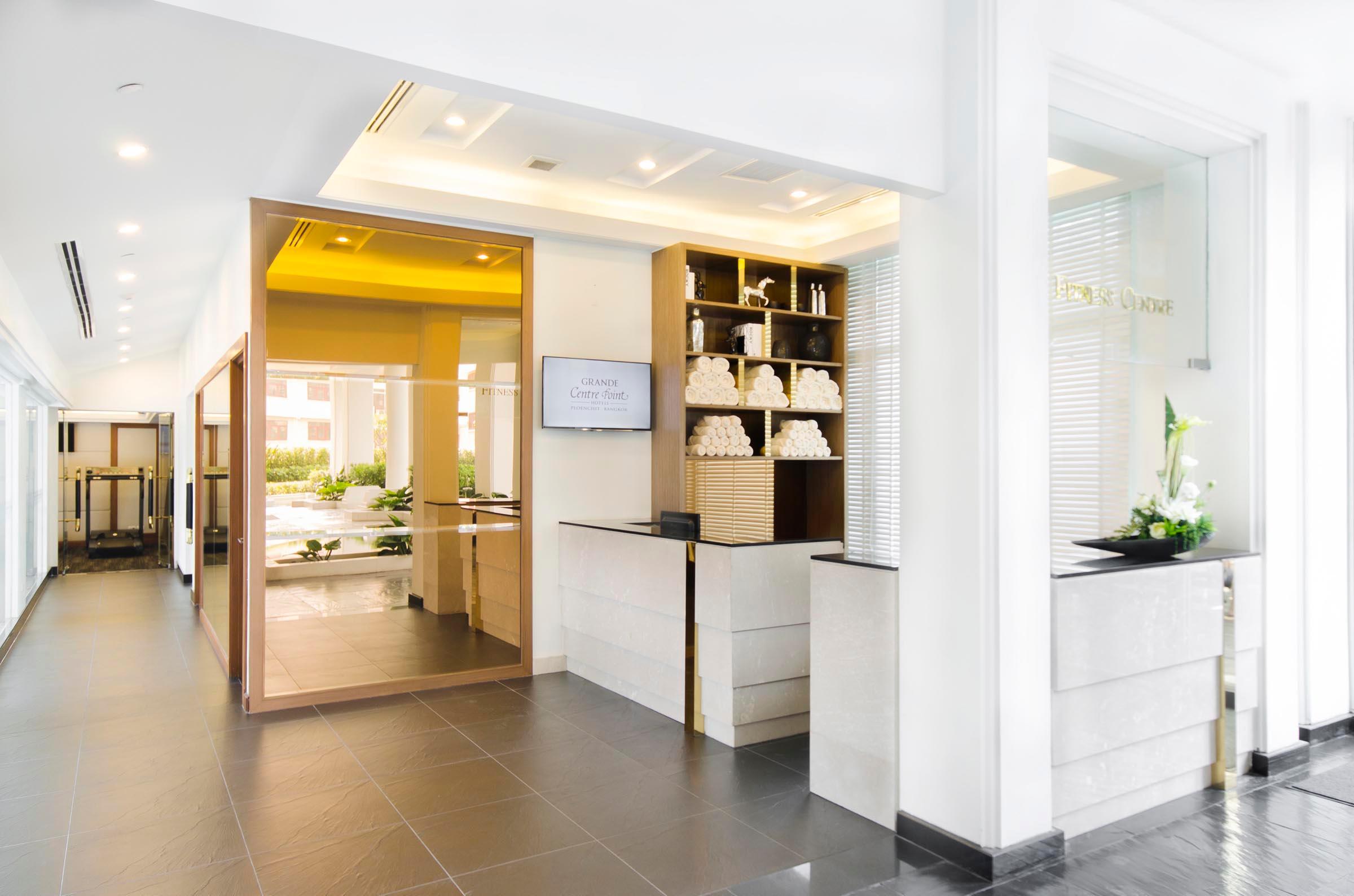 Grande Centre Point Ploenchit Hotel Bangkok Ngoại thất bức ảnh The Spa at The Westin