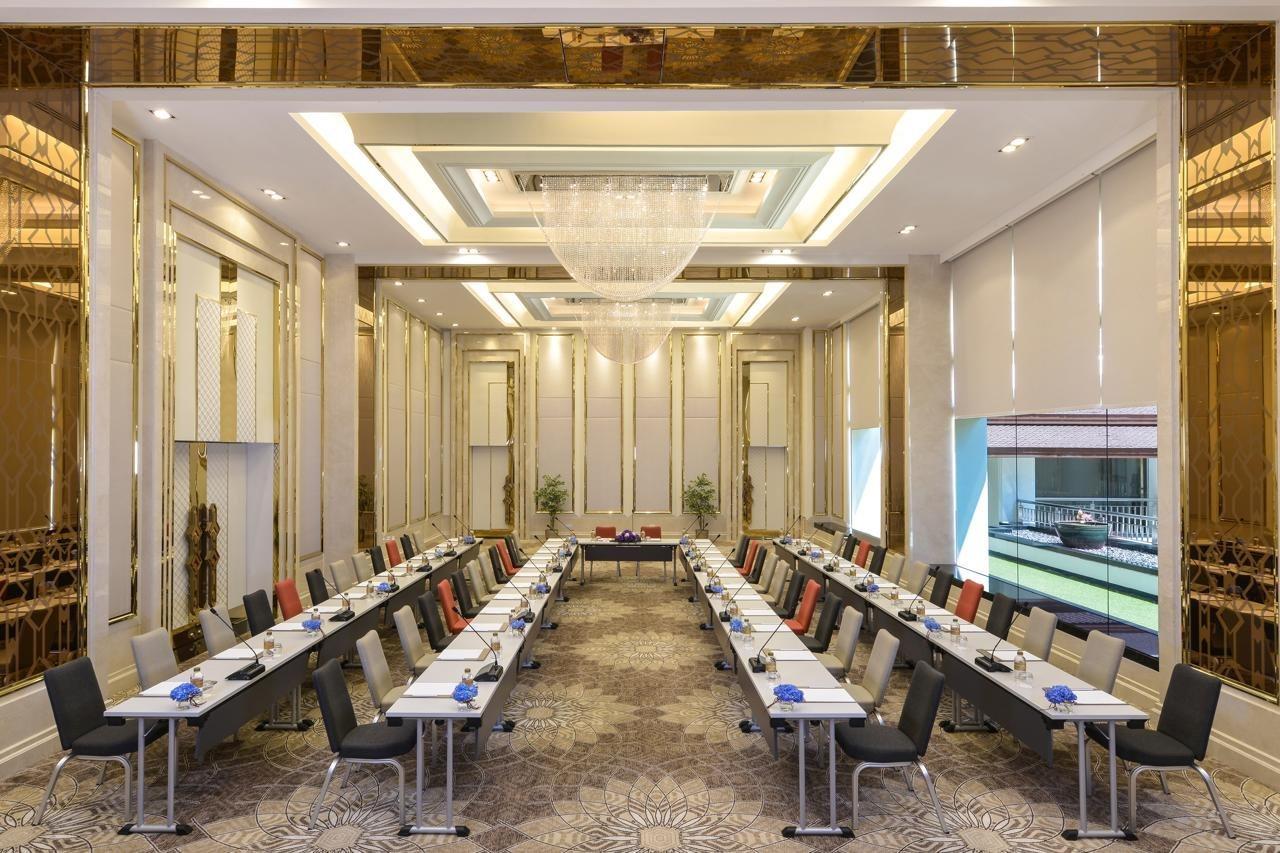 Grande Centre Point Ploenchit Hotel Bangkok Ngoại thất bức ảnh Meeting room